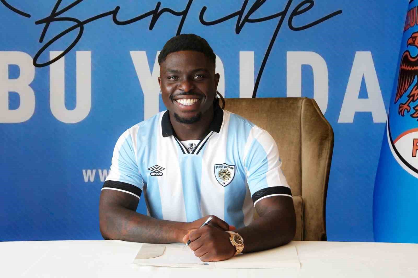 Erzurumspor FK’da transfer dönemi hareketli geçti