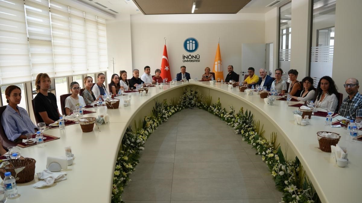 Arslantepe kazı heyeti Rektör Akpolat’ın konuğu oldu