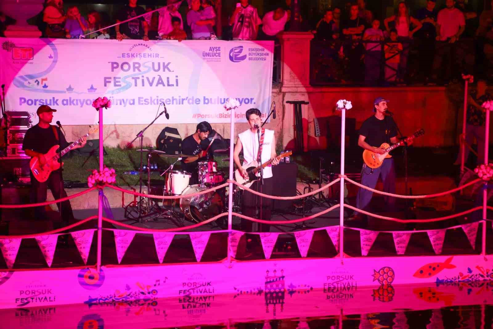 Uluslararası Eskişehir Porsuk Festivalin’de renkli günler sürüyor