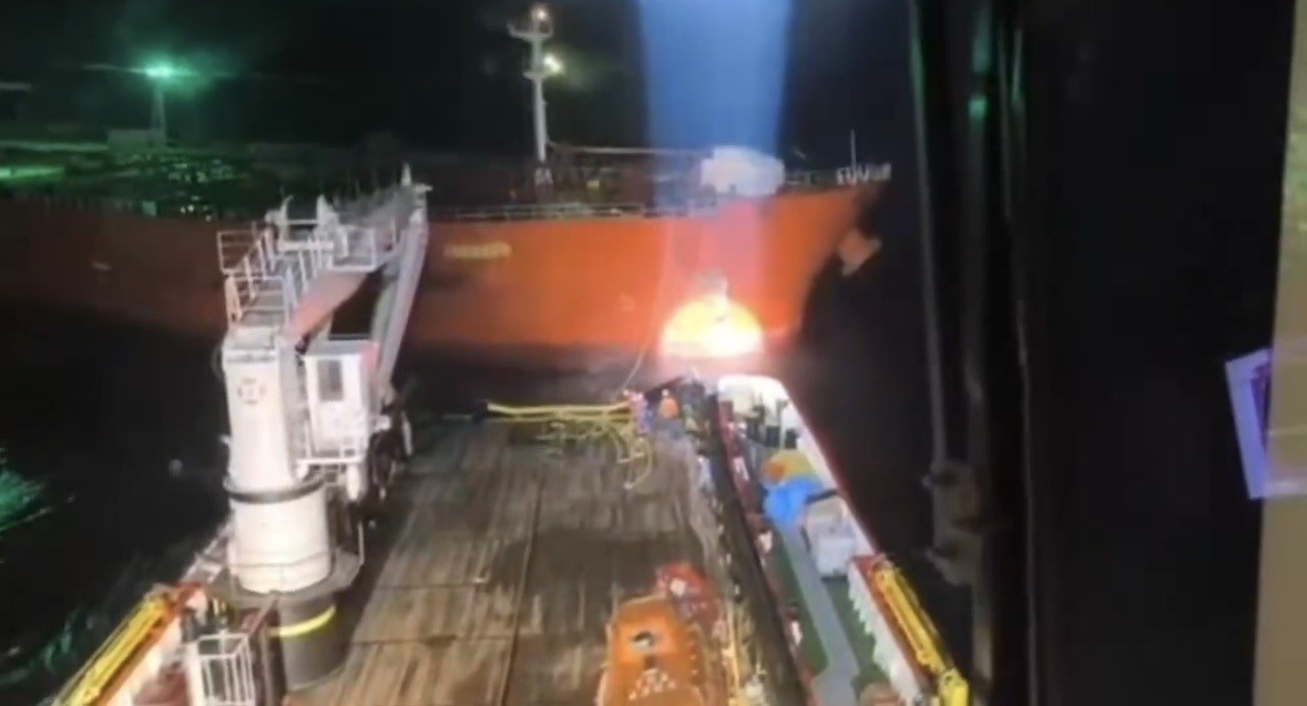 Marmara Adası açıklarında tanker makine arızası yaptı