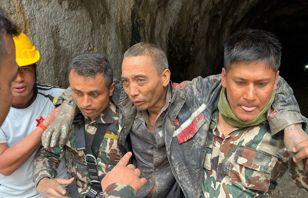 Nepal’deki sel felaketinden 11 gün sonra kurtuluş: 1 kişi daha sağ çıkarıldı