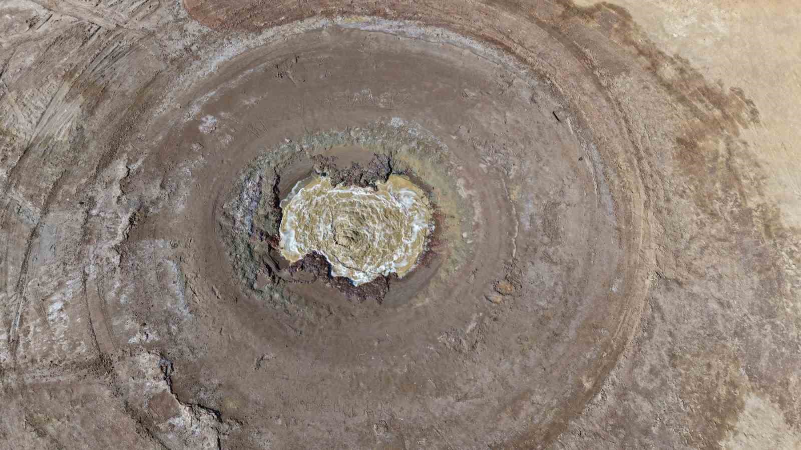 Aksaray’daki 60 yıllık gayzerin jeolojik görsel şöleni