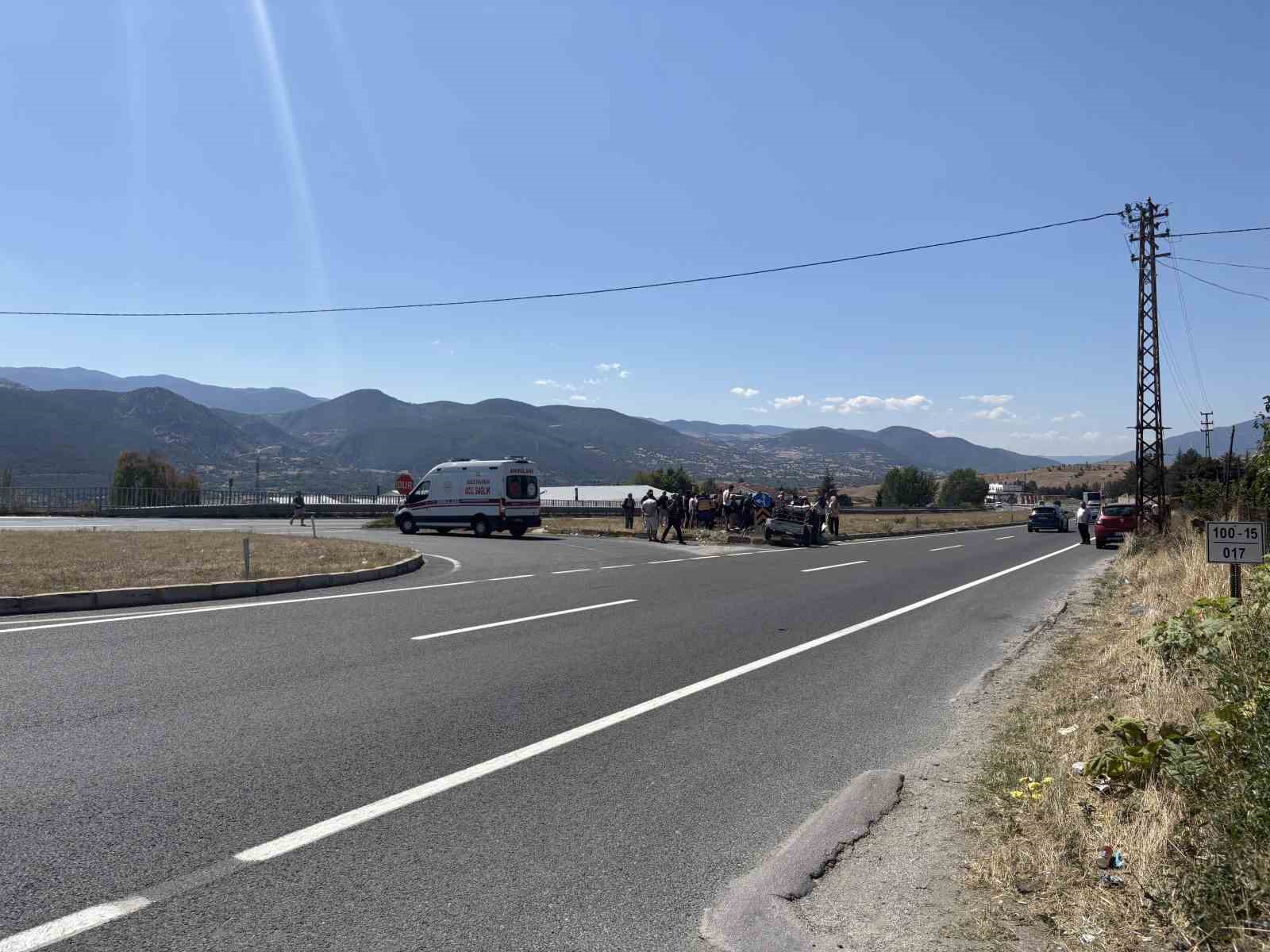 Kastamonu’da traktör ile otomobil çarpıştı: 9 yaralı