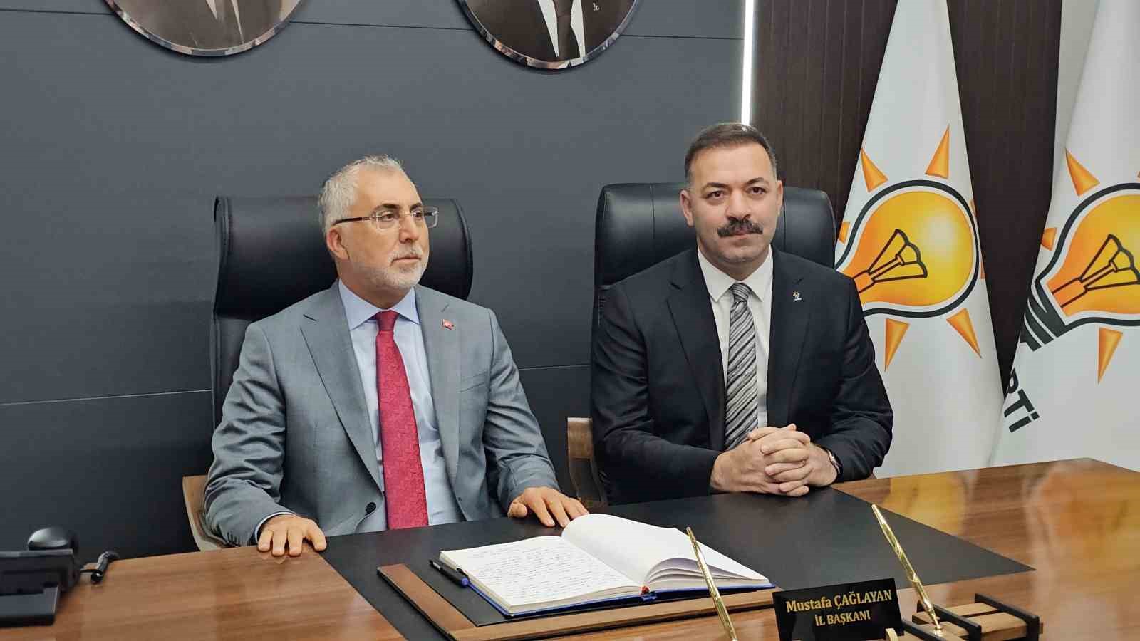 Bakan Işıkhan Zonguldak’ta ziyaretlerde bulundu