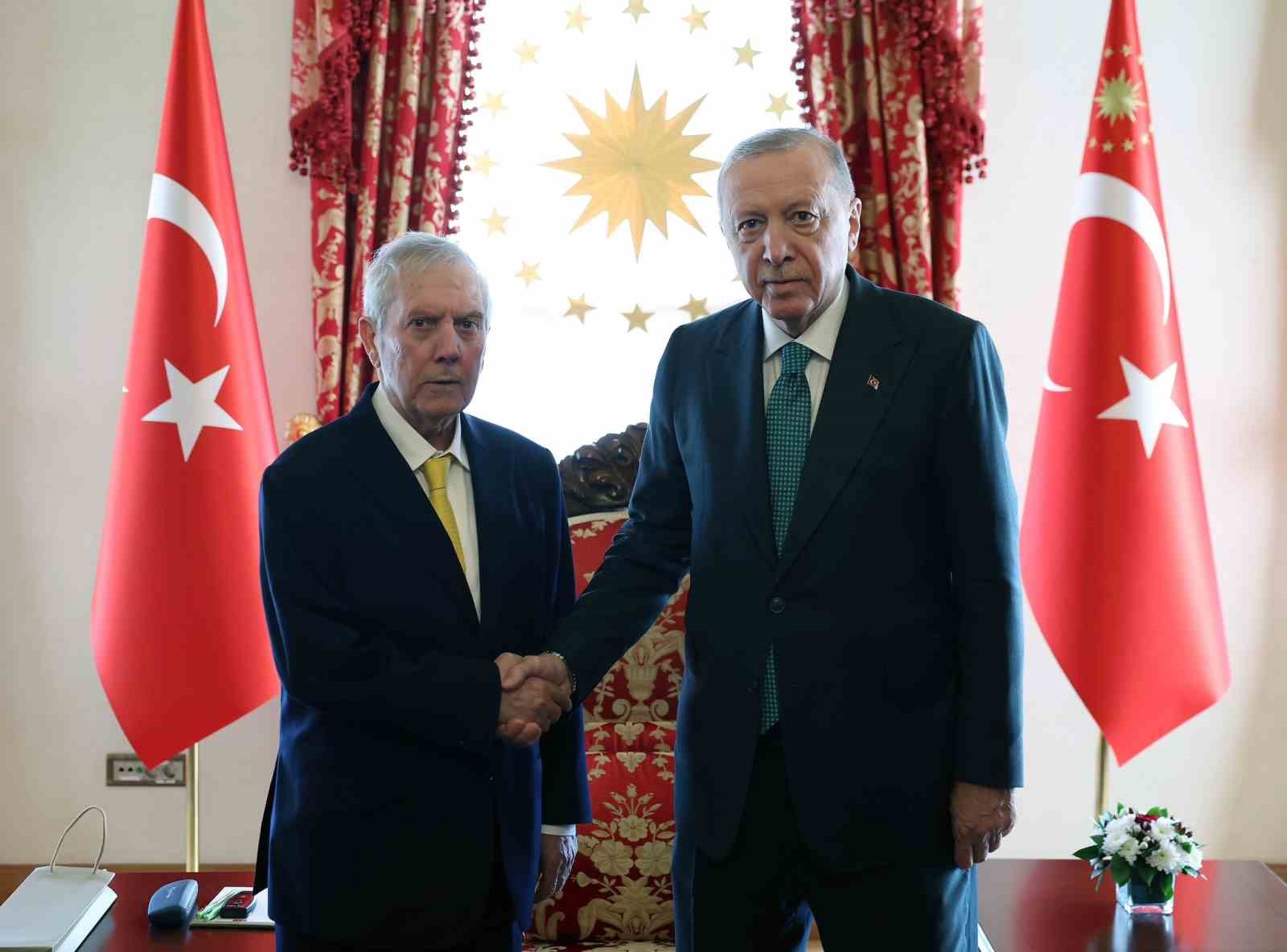 Cumhurbaşkanı Erdoğan, 4 spor kulübü başkanını kabul etti