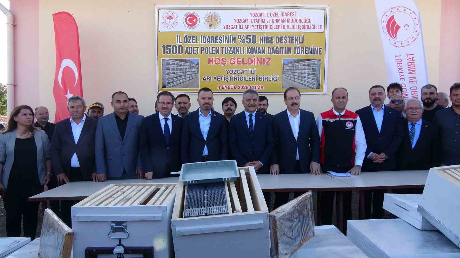 Yozgat’ta arıcılara hibe destekli kovan dağıtımı yapıldı