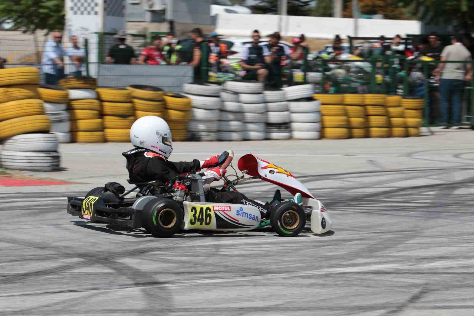 Motul Türkiye Karting Şampiyonası’nın 5. ayak yarışları Uşak’ta başladı