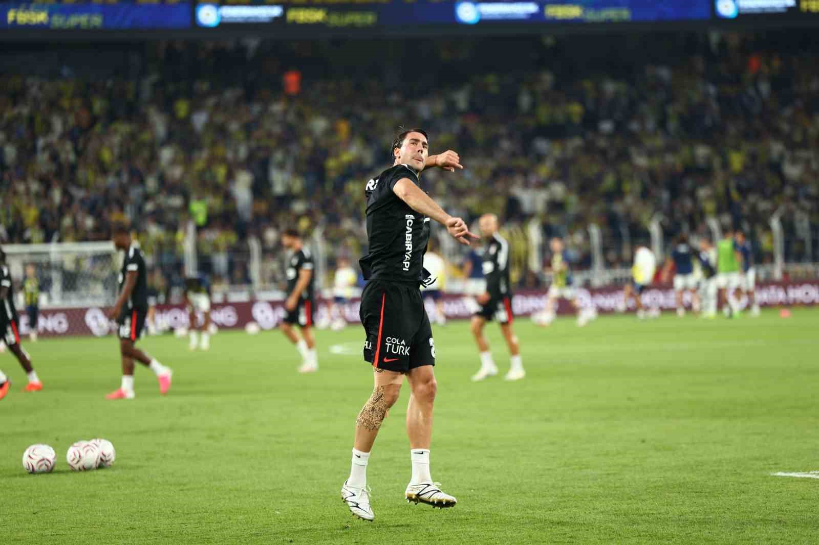 Trendyol Süper Lig: Fenerbahçe: 0 - Beşiktaş: 0 (Maç devam ediyor)