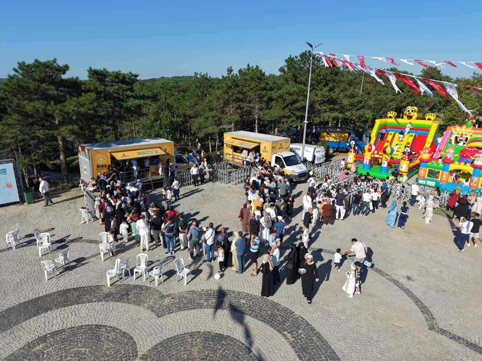 Gaziosmanpaşa’da 500’e yakın çocuğun sünnet heyecanı şölene dönüştü