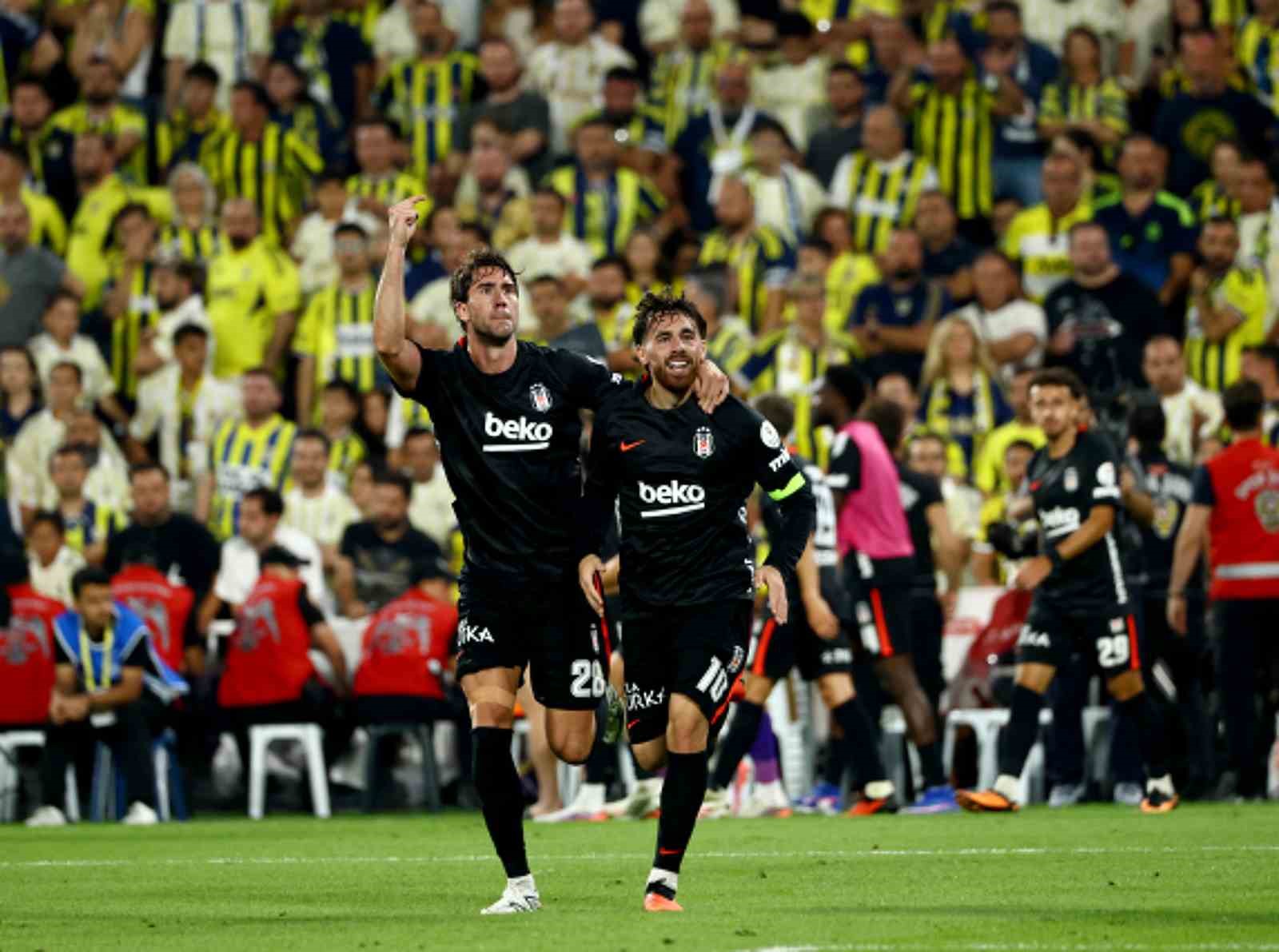 Trendyol Süper Lig: Fenerbahçe: 1 - Beşiktaş: 2 (Maç sonucu)