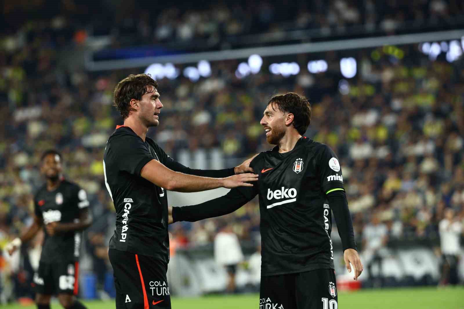 Trendyol Süper Lig: Fenerbahçe: 1 - Beşiktaş: 2 (Maç sonucu)
