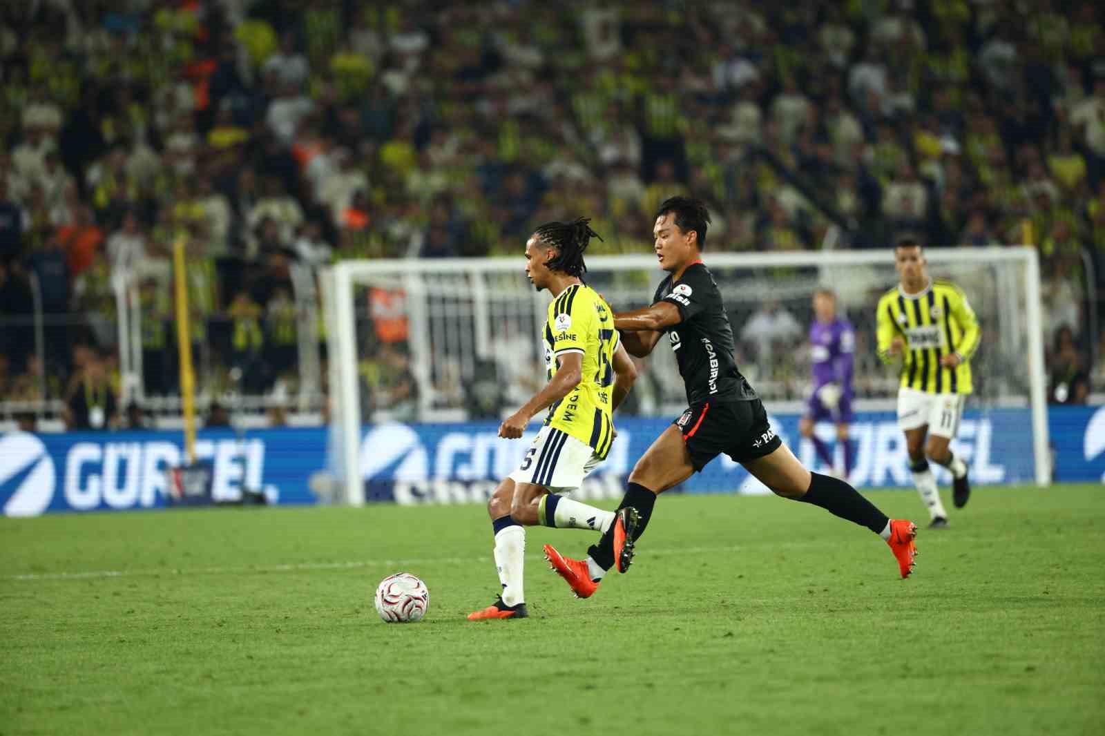 Trendyol Süper Lig: Fenerbahçe: 1 - Beşiktaş: 2 (Maç sonucu)