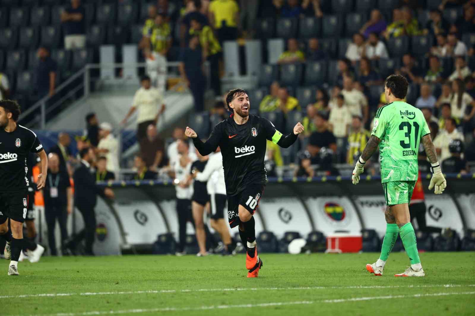 Trendyol Süper Lig: Fenerbahçe: 1 - Beşiktaş: 2 (Maç sonucu)