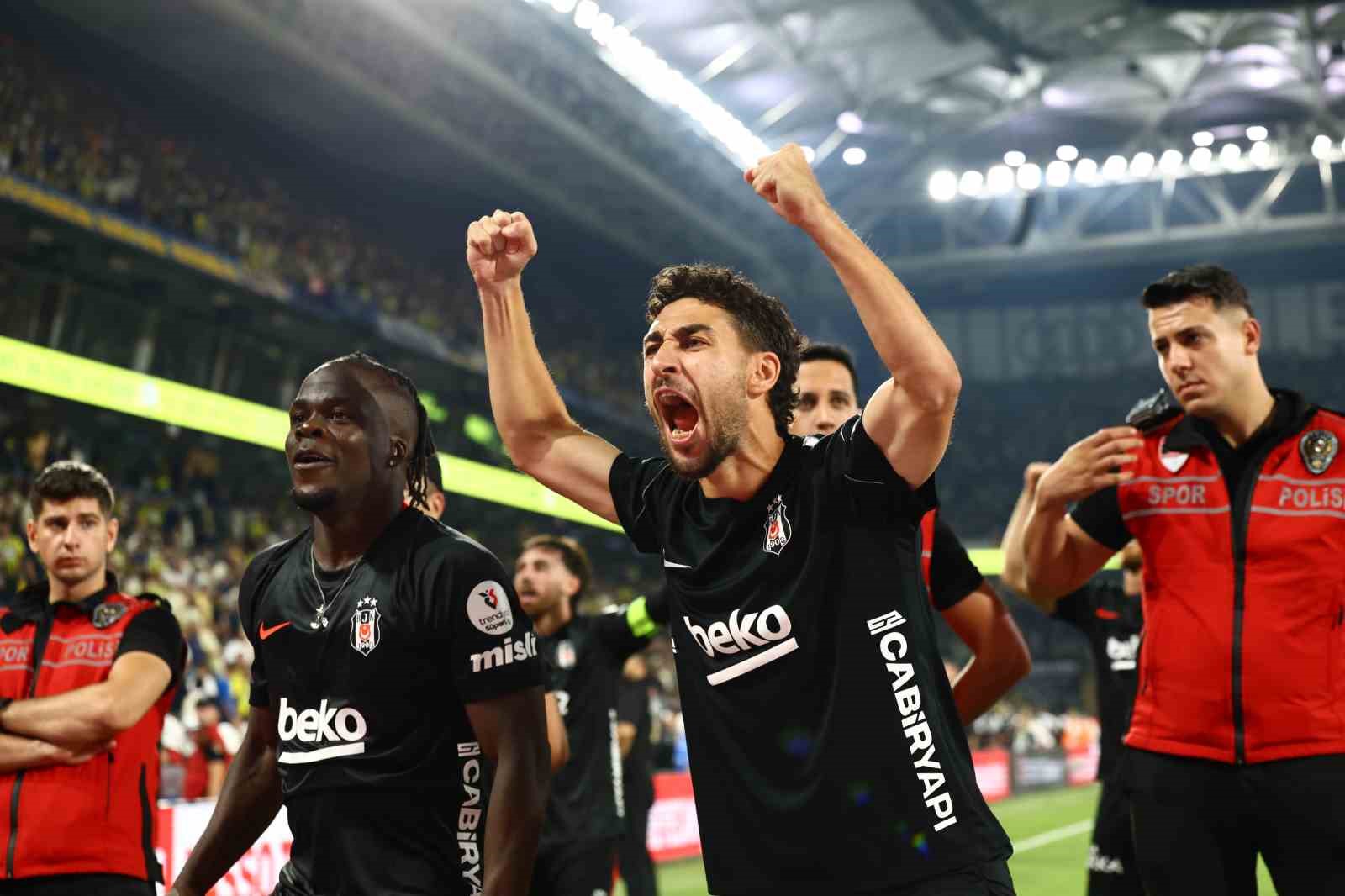 Trendyol Süper Lig: Fenerbahçe: 1 - Beşiktaş: 2 (Maç sonucu)
