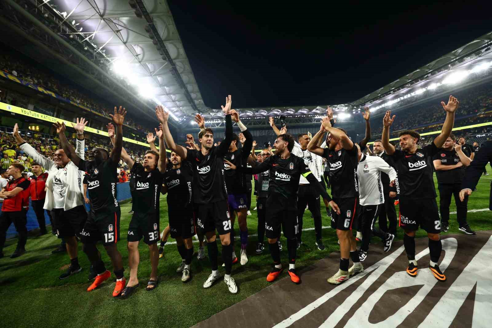 Trendyol Süper Lig: Fenerbahçe: 1 - Beşiktaş: 2 (Maç sonucu)