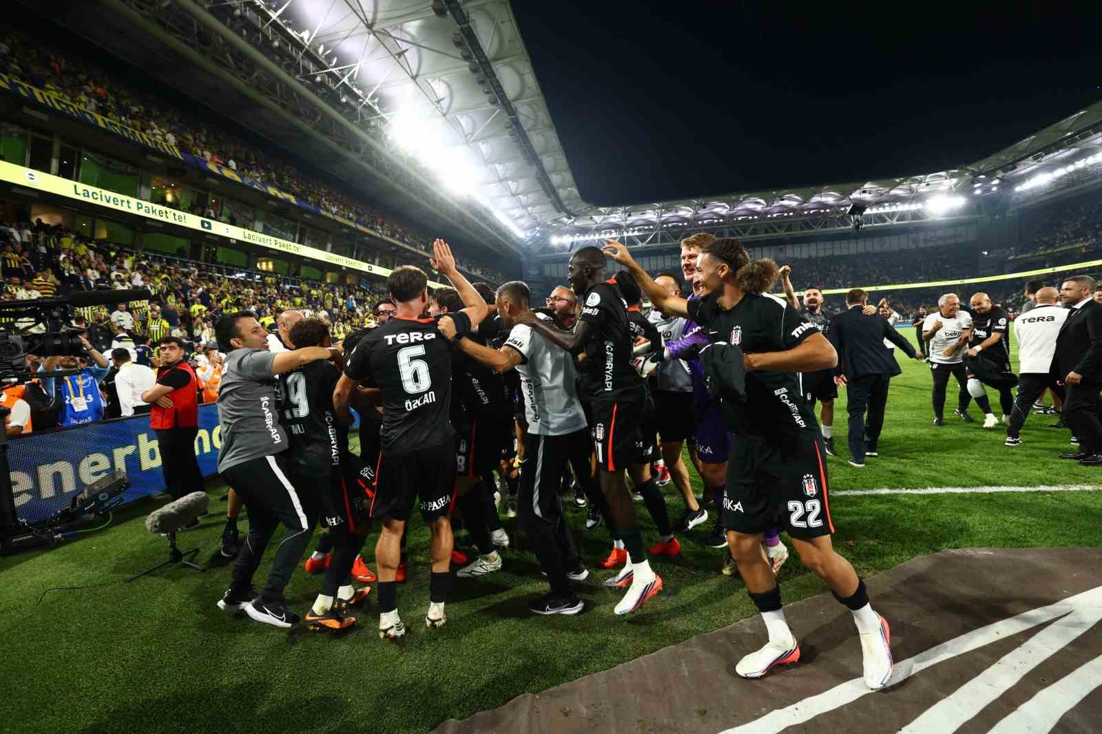 Trendyol Süper Lig: Fenerbahçe: 1 - Beşiktaş: 2 (Maç sonucu)