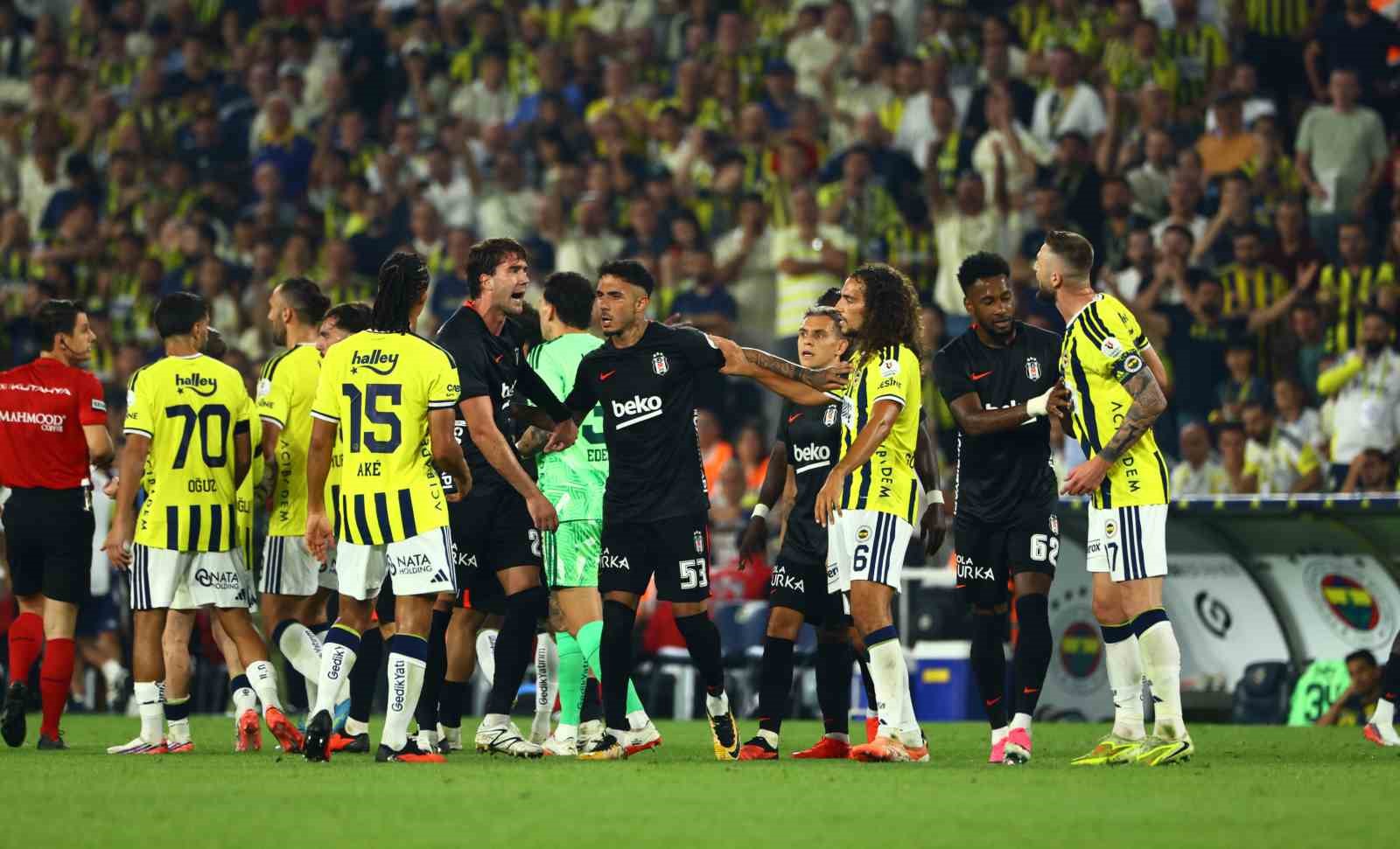 Trendyol Süper Lig: Fenerbahçe: 1 - Beşiktaş: 2 (Maç sonucu)