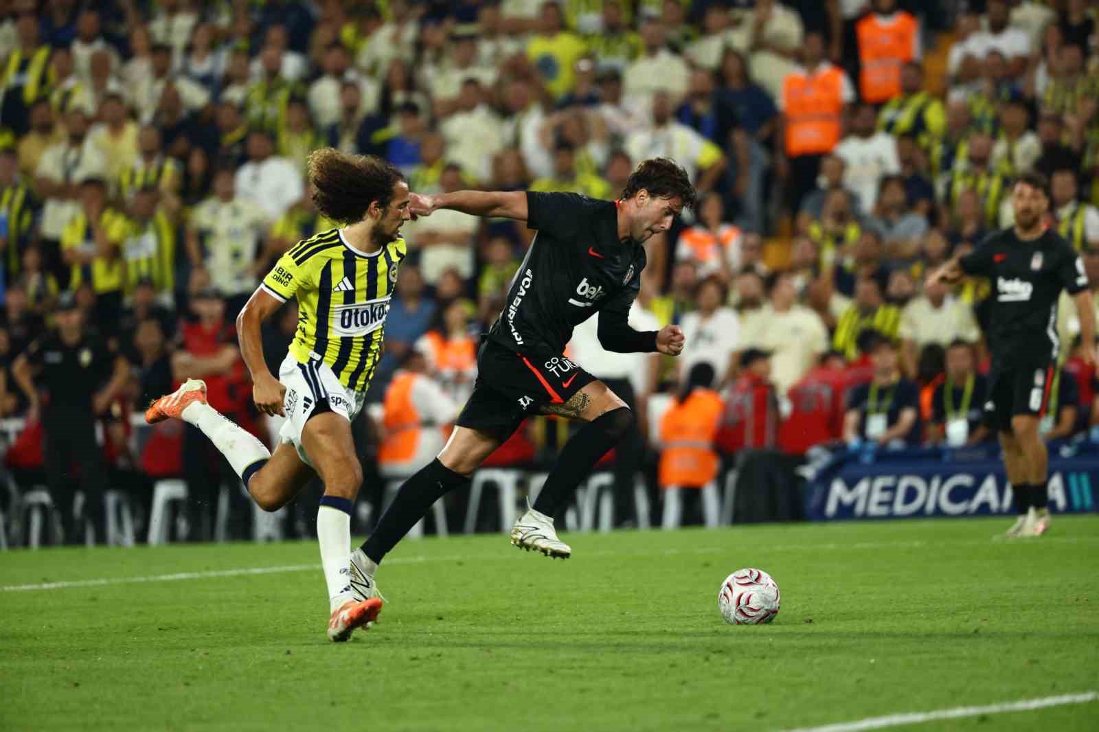 Trendyol Süper Lig: Fenerbahçe: 1 - Beşiktaş: 2 (Maç sonucu)