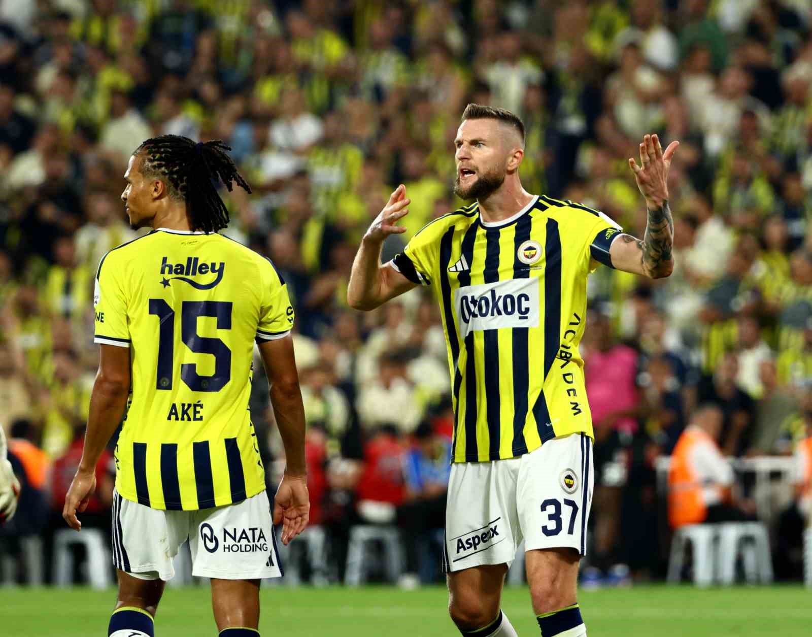 Trendyol Süper Lig: Fenerbahçe: 1 - Beşiktaş: 2 (Maç sonucu)