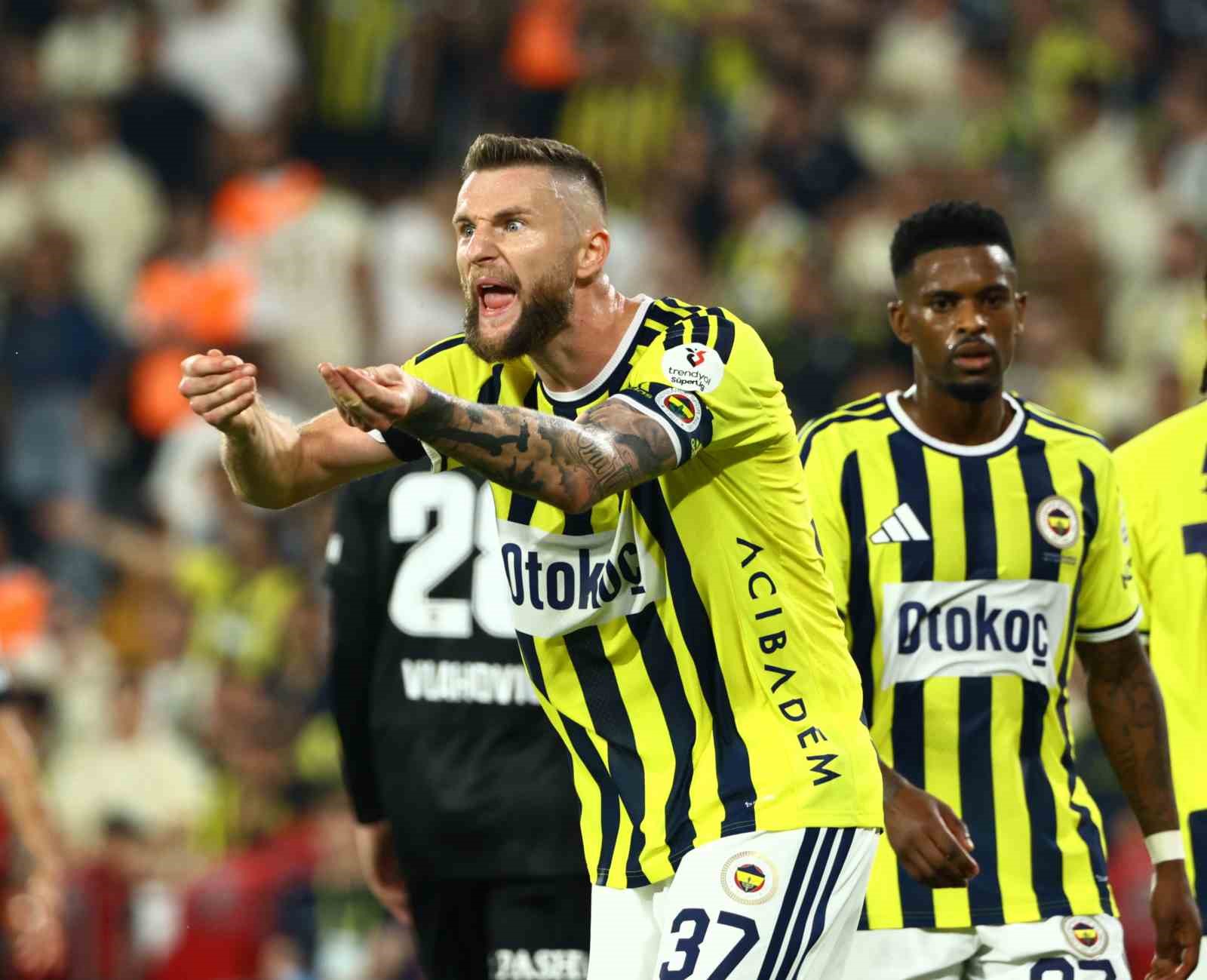 Trendyol Süper Lig: Fenerbahçe: 1 - Beşiktaş: 2 (Maç sonucu)