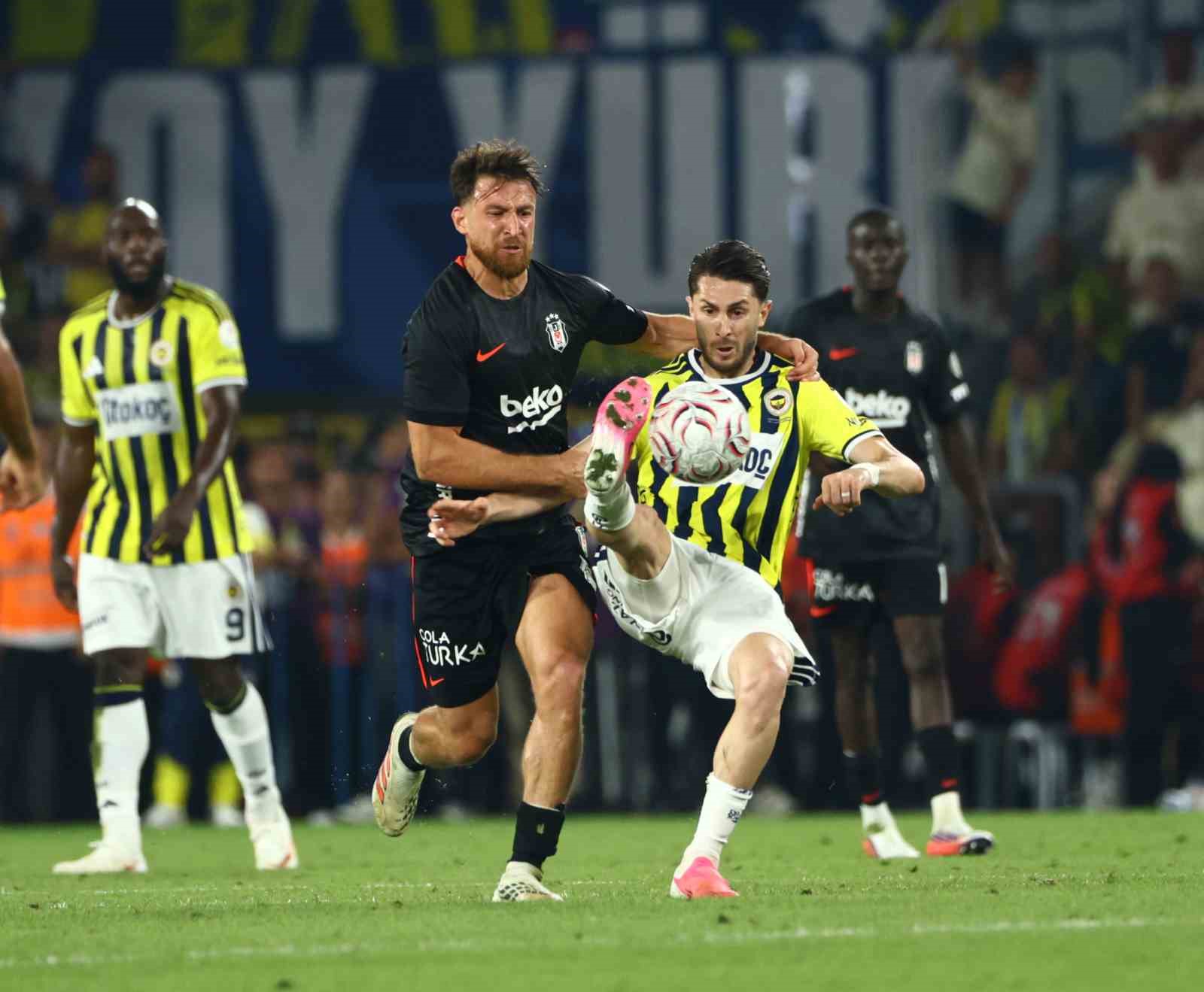 Trendyol Süper Lig: Fenerbahçe: 1 - Beşiktaş: 2 (Maç sonucu)