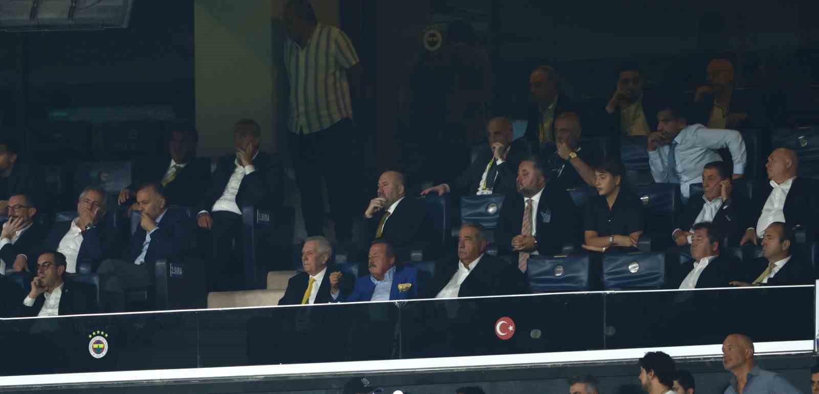 Trendyol Süper Lig: Fenerbahçe: 1 - Beşiktaş: 2 (Maç sonucu)