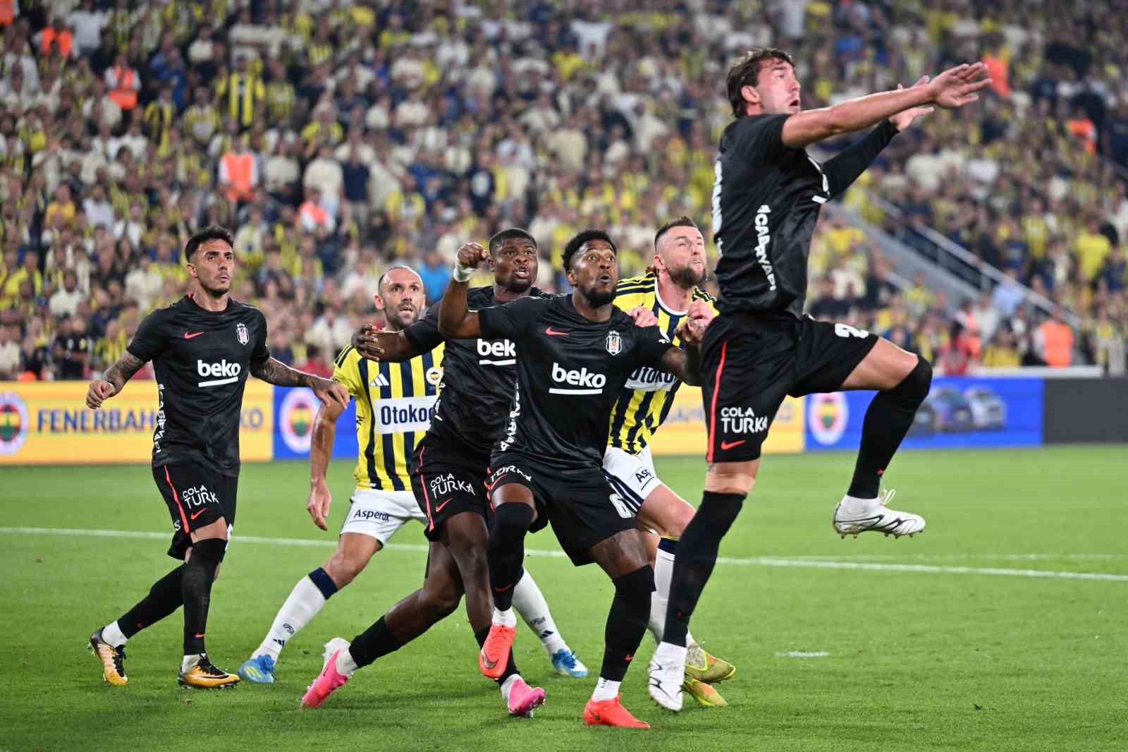 Trendyol Süper Lig: Fenerbahçe: 1 - Beşiktaş: 2 (Maç sonucu)