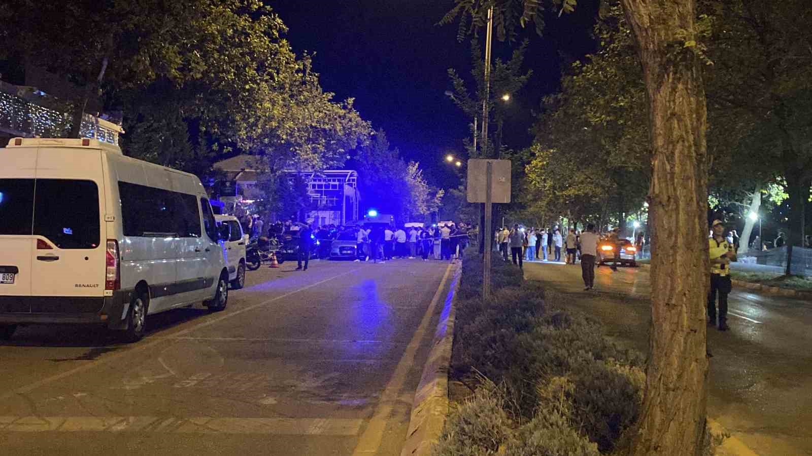 Denizli’de kafeye silahlı saldırı: 2 ölü, 4 yaralı