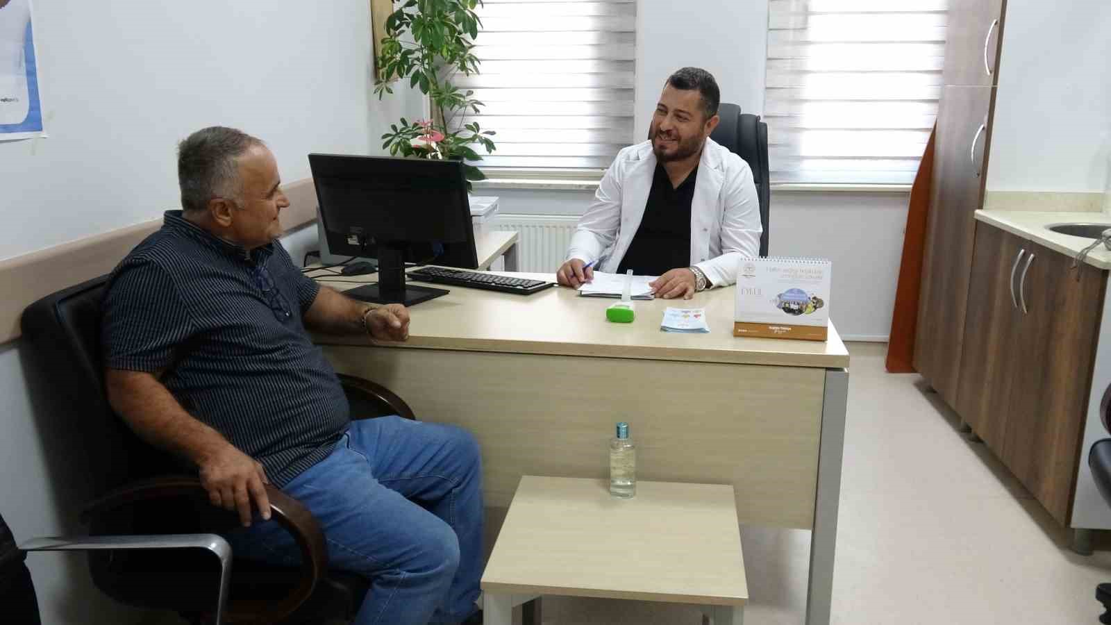 "Dede çok pis kokuyorsun" sözü sigarayı bıraktırdı