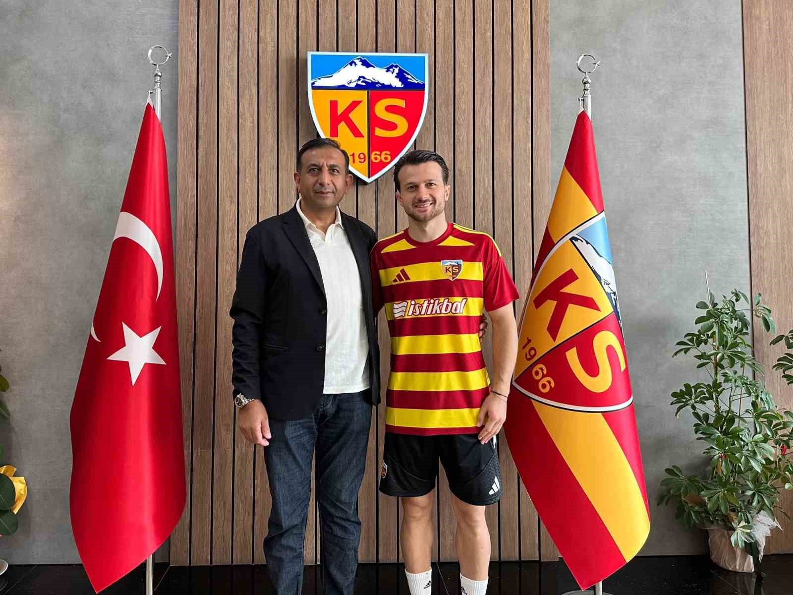 Kayserispor; Murat Cem Akpınar ve Ensar Kemaloğlu’nu açıkladı