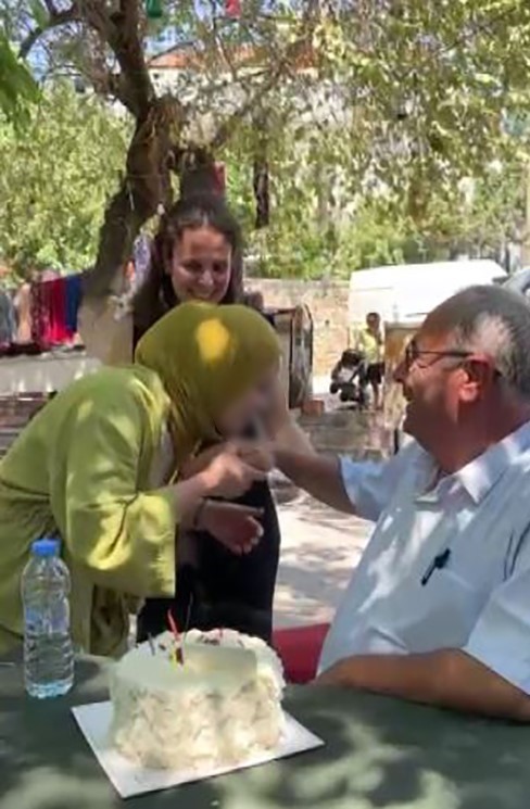 Ateşoğlu ailesi, düğüne böyle davet etmişti