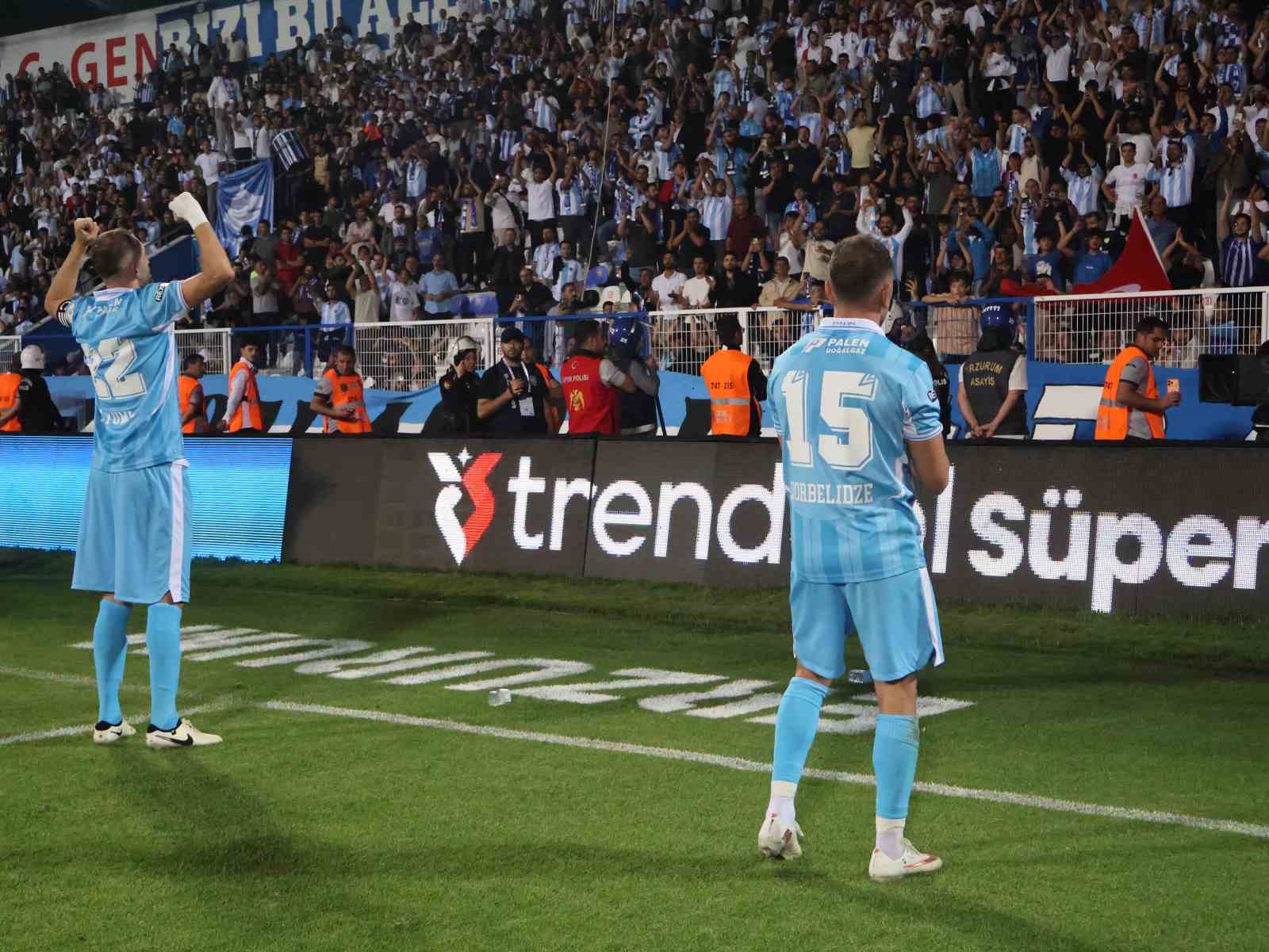Erzurumspor FK’dan tarihi galibiyet