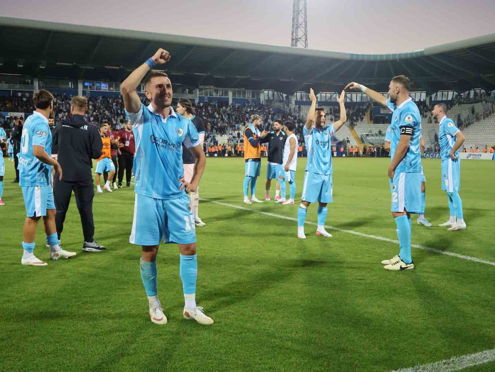 Erzurumspor FK’dan tarihi galibiyet