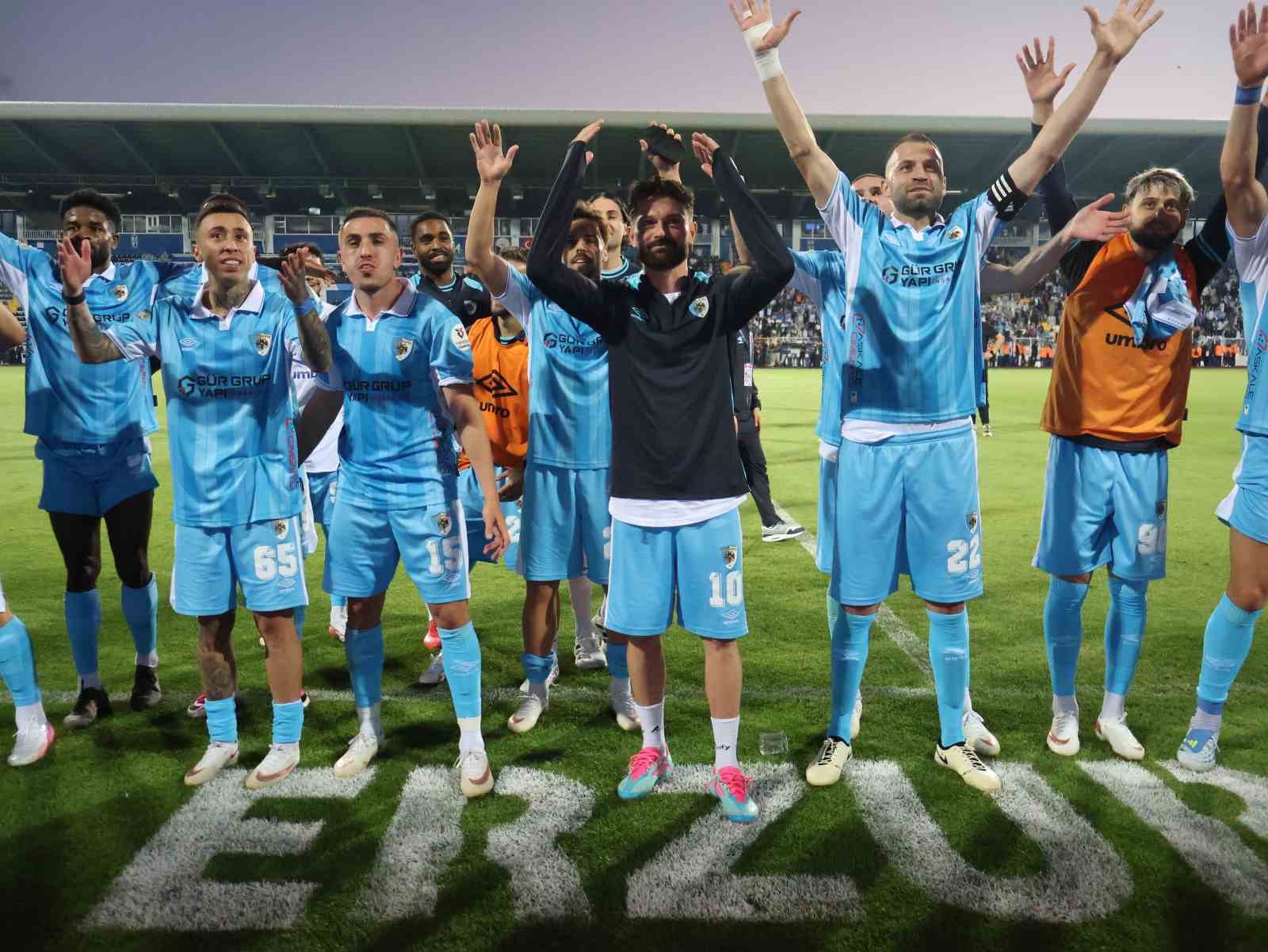 Erzurumspor FK’dan tarihi galibiyet