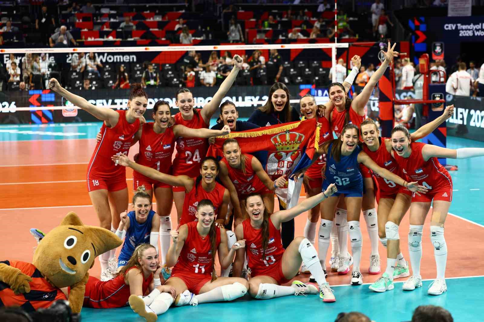 CEV Avrupa Şampiyonası’nda bronz madalya Sırbistan’ın oldu