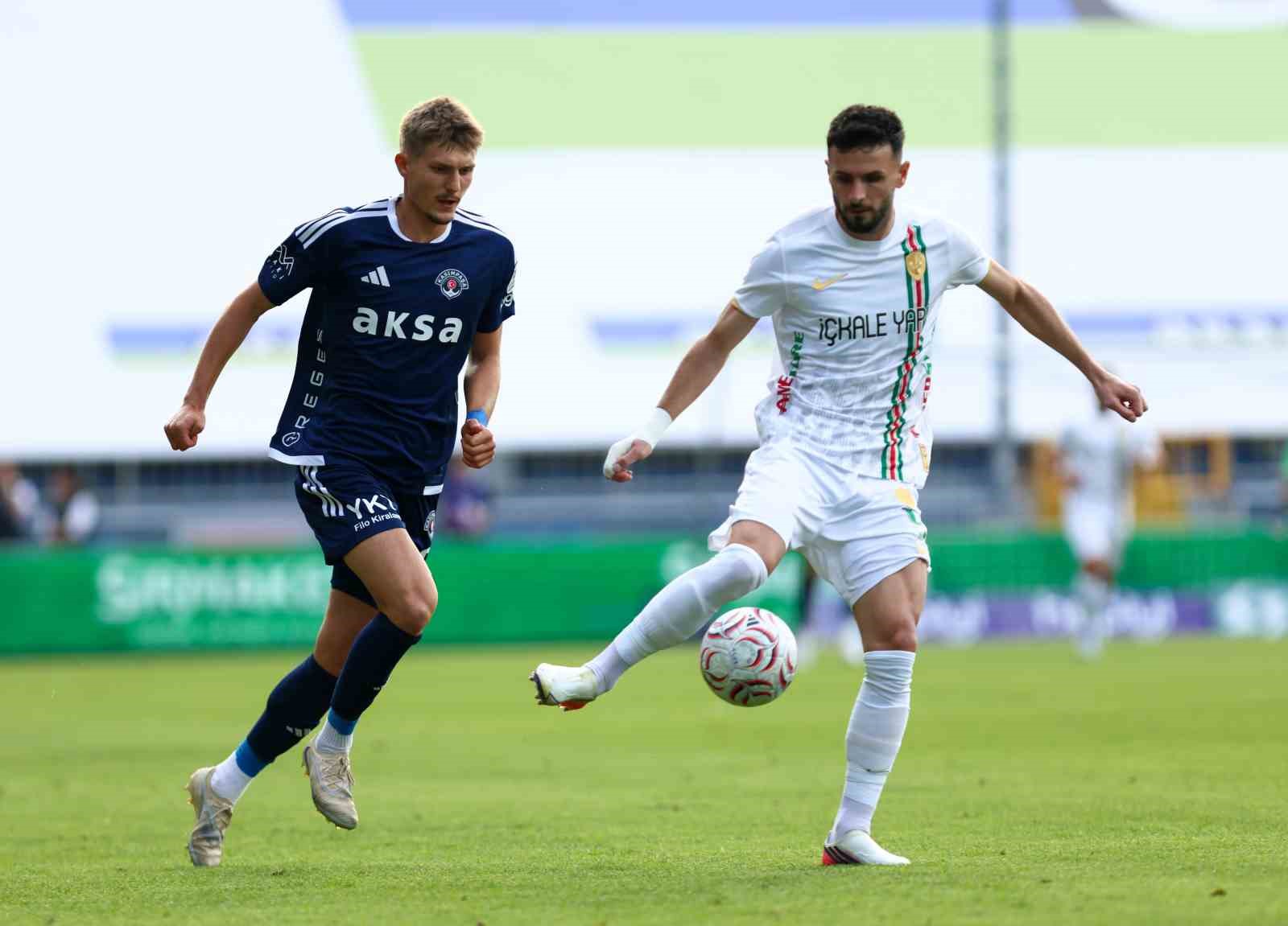 Trendyol Süper Lig: Kasımpaşa: 1 - Amed Sportif Faaliyetler: 0 (İlk yarı)