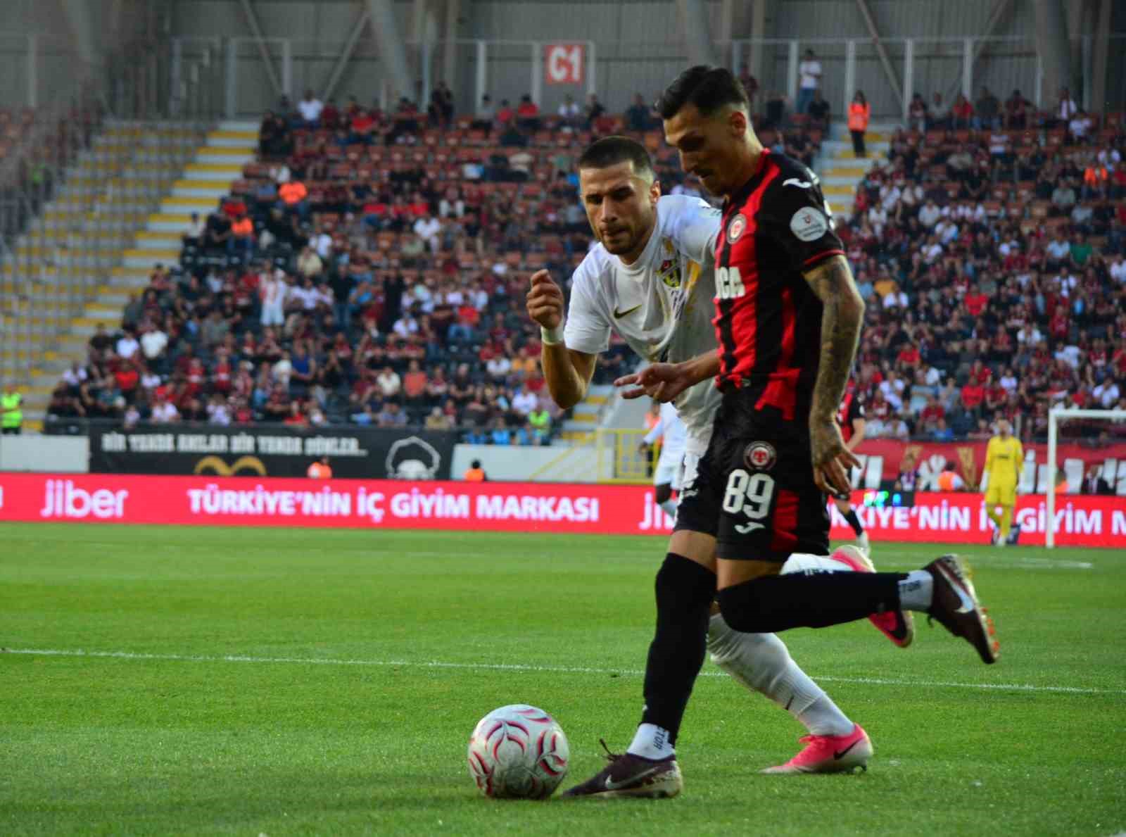 Trendyol Süper Lig: Çorum FK: 3 - Eyüpspor: 0 (Maç sonucu)