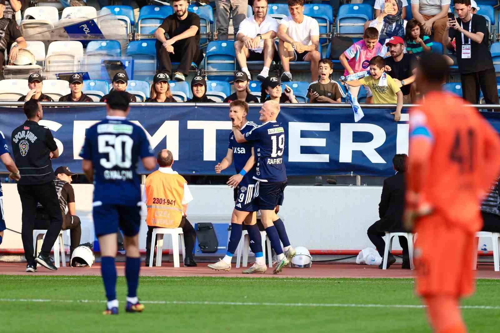 Trendyol Süper Lig: Kasımpaşa: 2 - Amed Sportif Faaliyetler: 2 (Maç sonucu)