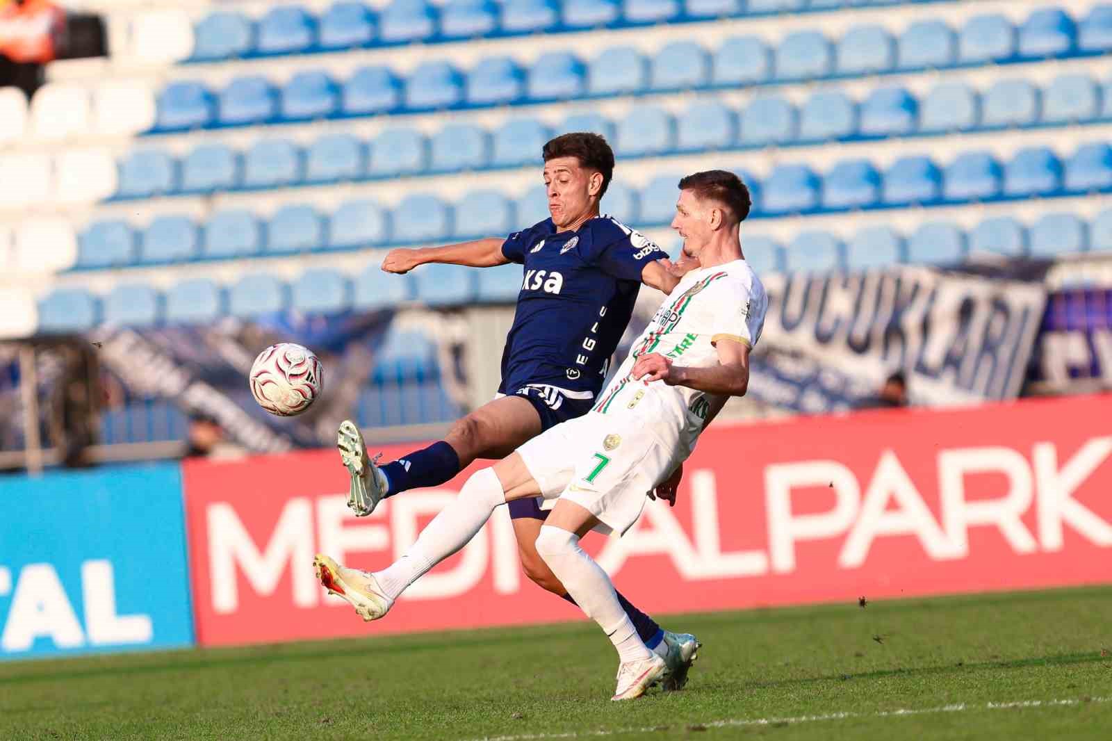 Trendyol Süper Lig: Kasımpaşa: 2 - Amed Sportif Faaliyetler: 2 (Maç sonucu)