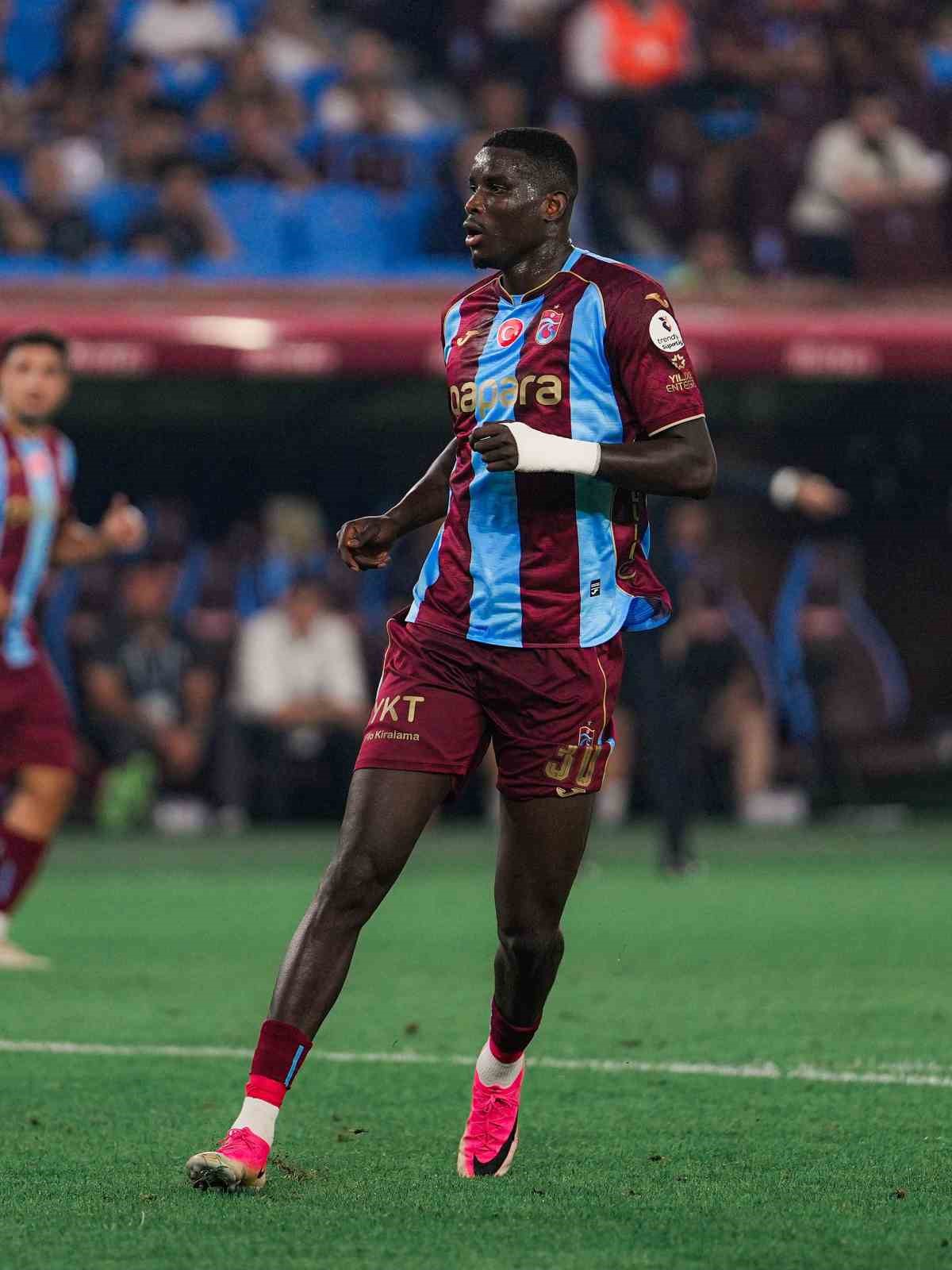 Trendyol Süper Lig: Trabzonspor: 3 - Gençlerbirliği: 0 (İlk yarı)
