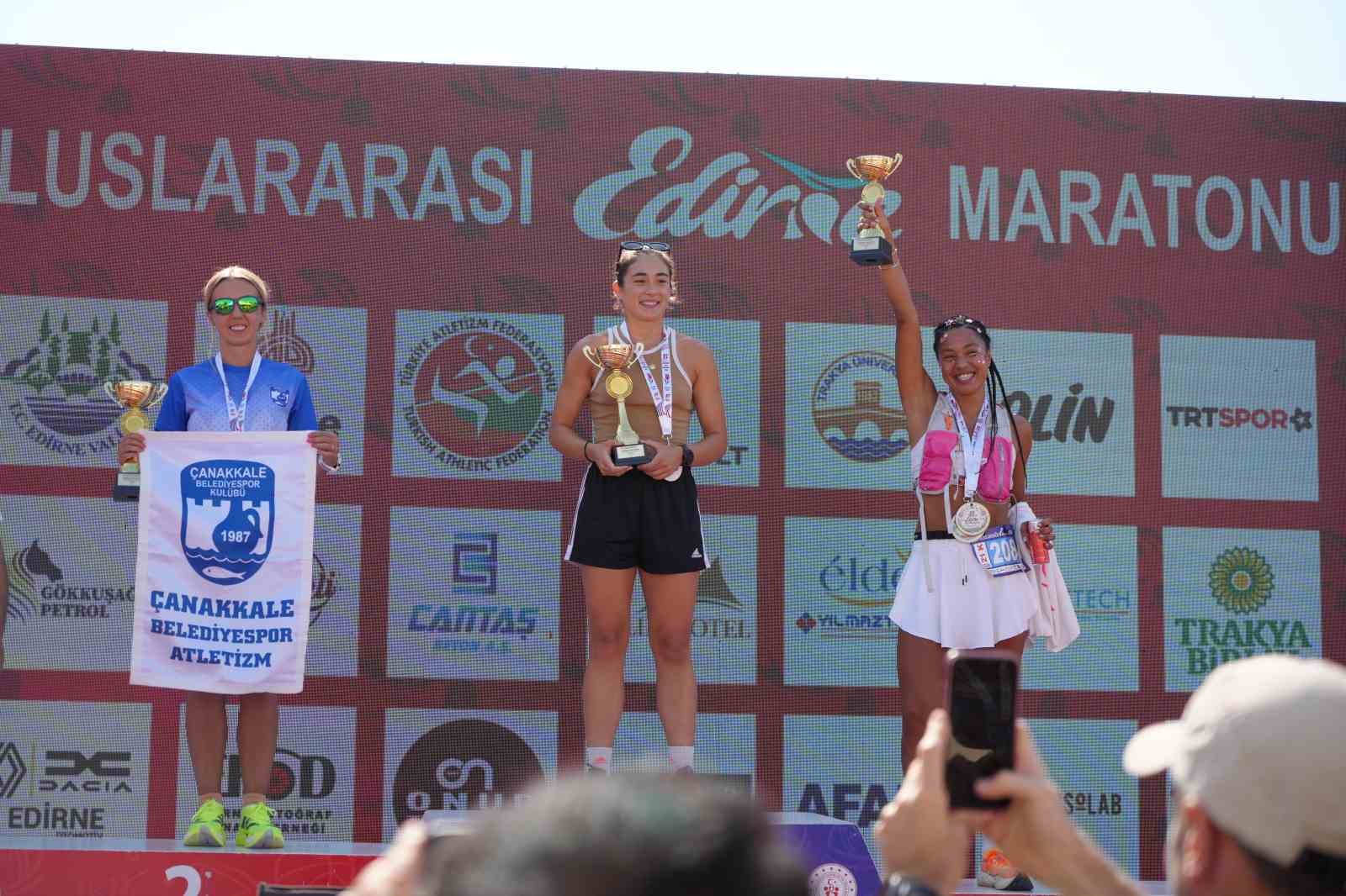 Edirne’de maraton coşkusu: 1071 sporcu hem koştu hem eğlendi