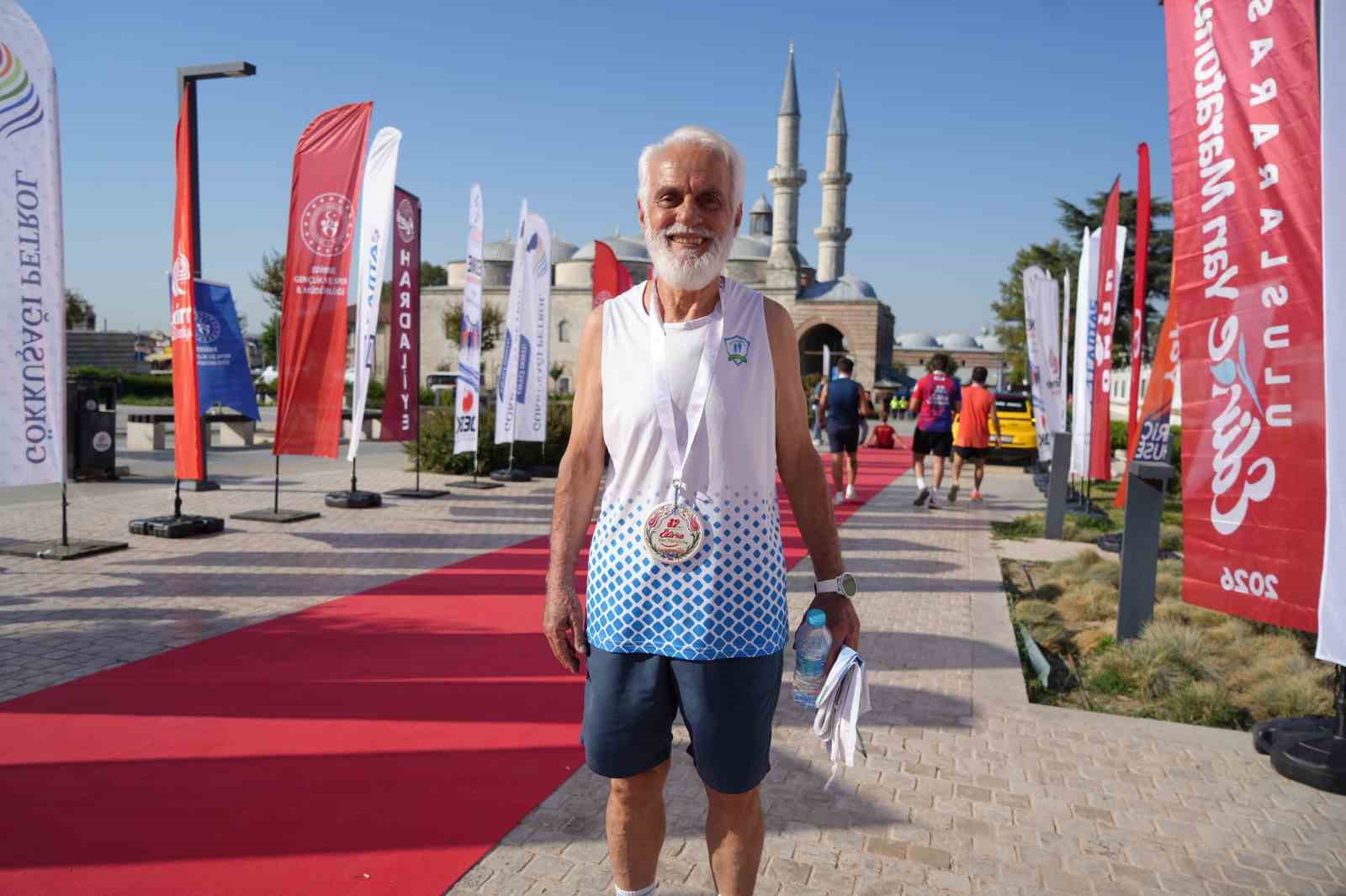 Edirne’de maraton coşkusu: 1071 sporcu hem koştu hem eğlendi