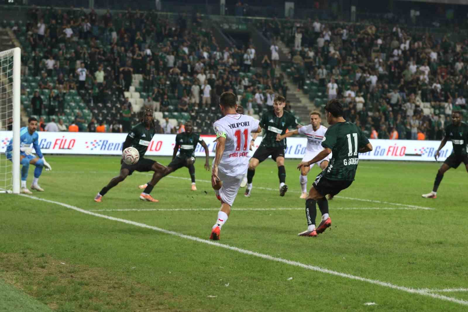 Trendyol Süper Lig: Kocaelispor: 1 - Samsunspor: 0 (Maç sonucu)