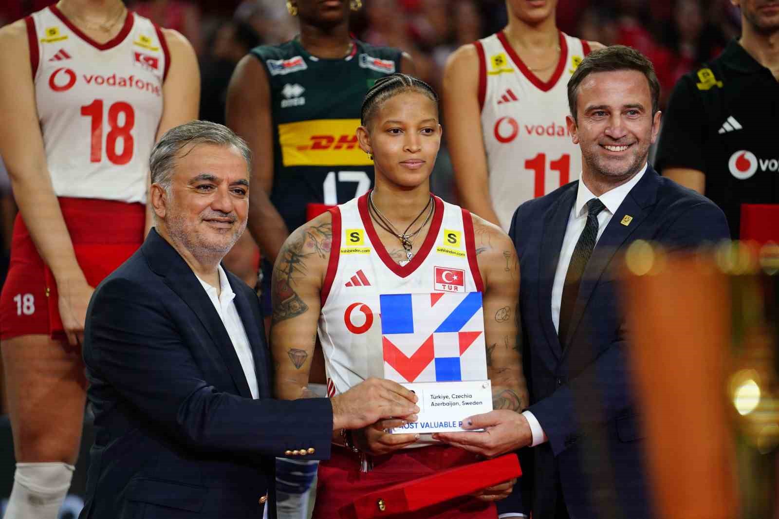 A Milli Voleybol Takımı, üst üste 2. kez Avrupa şampiyonu