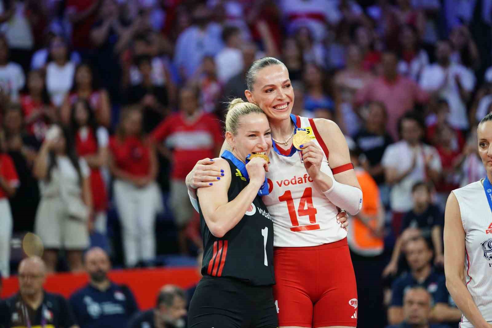 A Milli Voleybol Takımı, üst üste 2. kez Avrupa şampiyonu