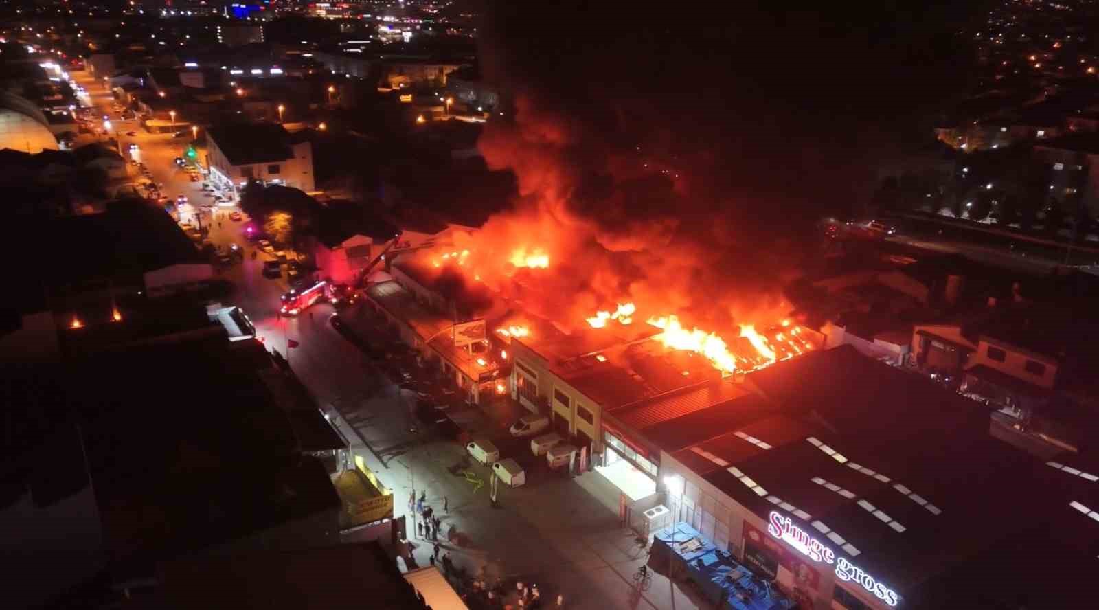 Eskişehir’de sanayi sitesindeki dükkanda korkutan yangın
