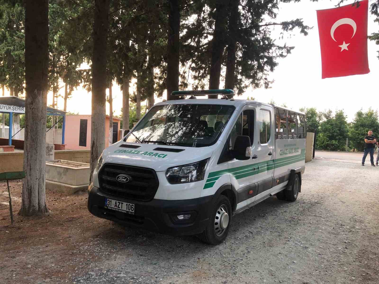 Banyoda göğsünden vurulmuş halde bulunan genç kadın 1 ay süren yaşam mücadelesini kaybetti