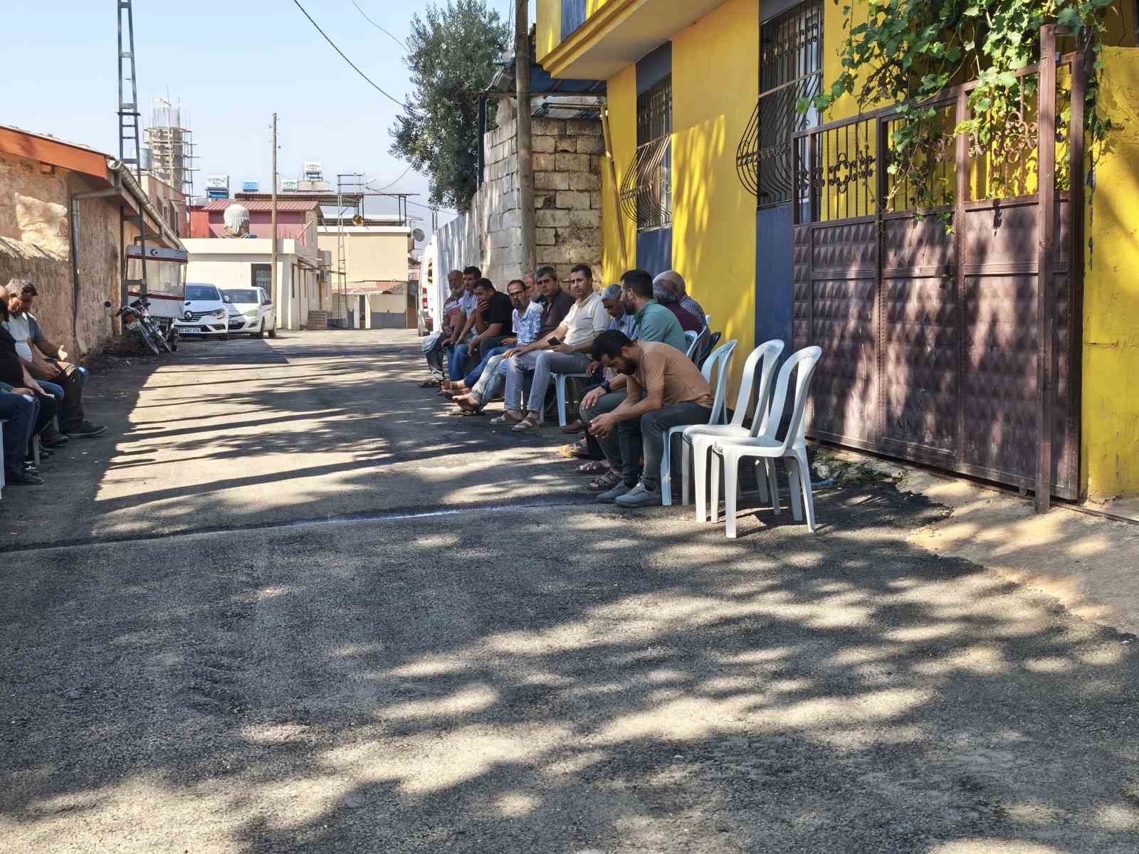 Batan gemide kaybolan kardeşlerin isimlerini kullanarak yardım talep eden dolandırıcılar yaptıklarıyla pes dedirtti