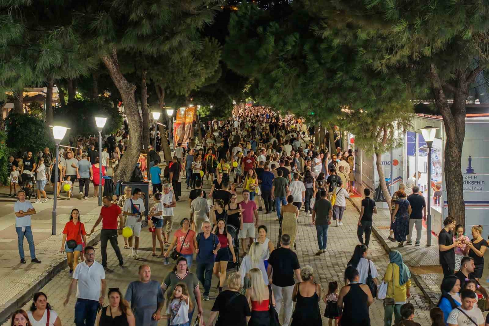İEF’de sanat dolu gece