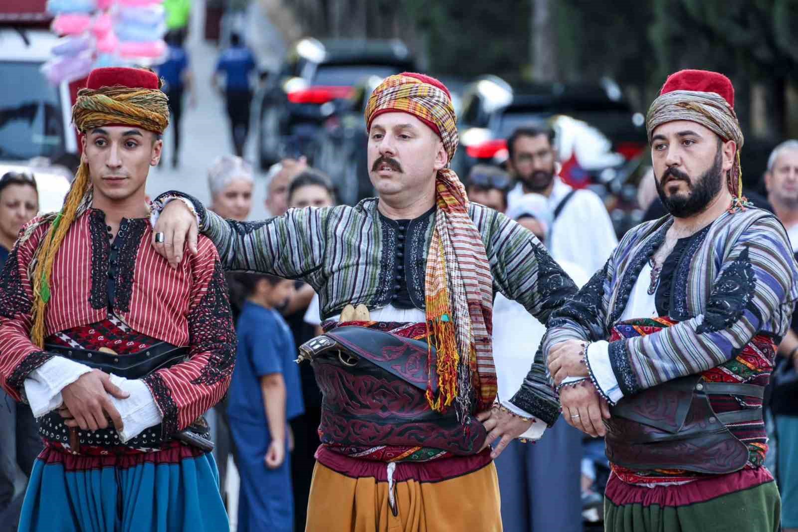 Yunanlılar tarafından 3 kez yakılan ’Yanık Şehir’ Bilecik kurtuluşu kutlandı